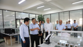 海螺集團黨委書記、董事長楊軍蒞臨東方測控調研